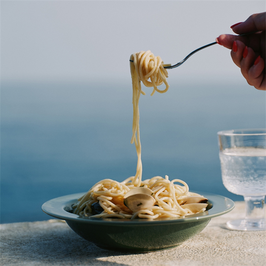 24h リムディーププレート 22cm エバーグリーン