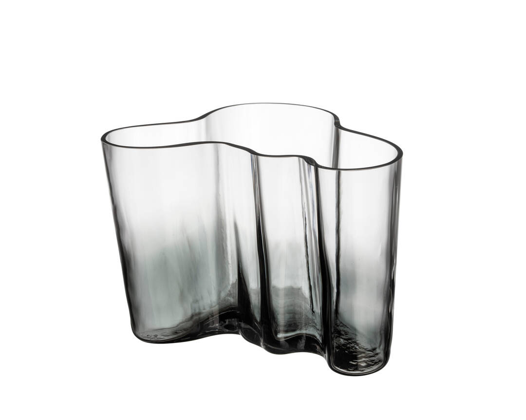 木型アアルトベースに 限定グラデーションカラーが登場iittala/Arabia 