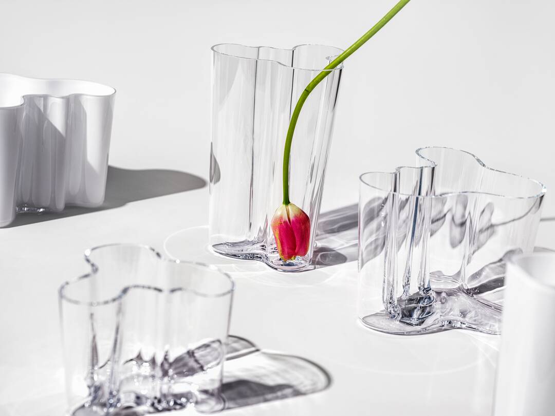木型アアルトベースに 限定グラデーションカラーが登場iittala/Arabia 
