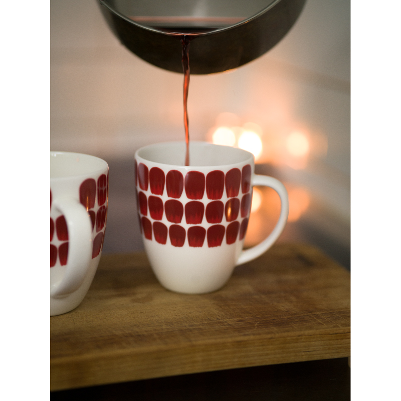 24h トゥオキオ マグ レッド