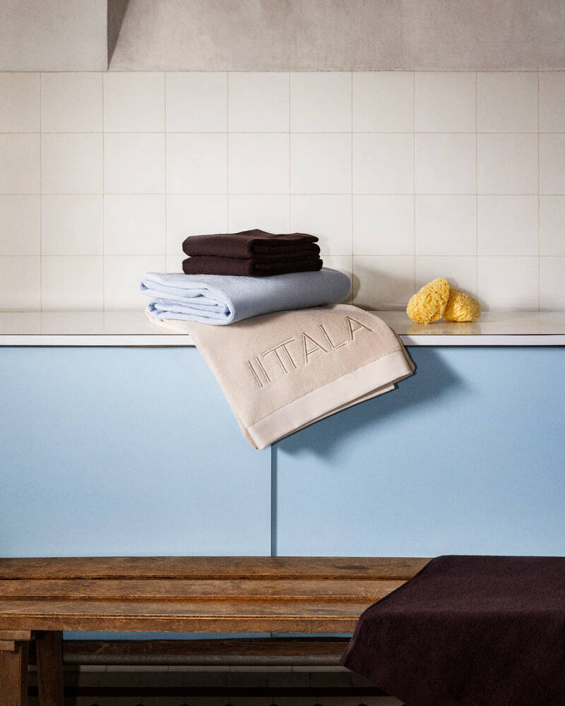 イッタラ 大判バスタオル 100x150cm  ミスティブルー