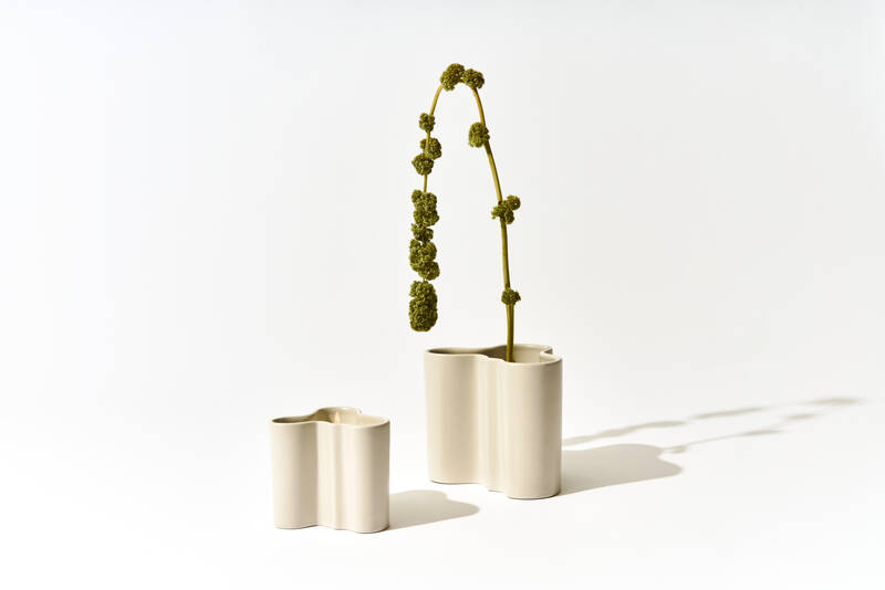 アルヴァ・アアルト コレクション センティッドキャンドル 11cm サンド