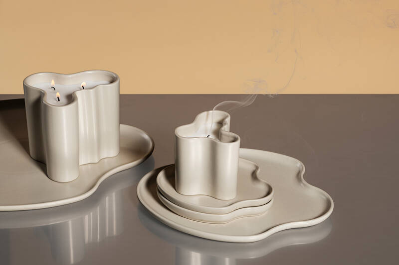 アルヴァ・アアルト コレクション センティッドキャンドル 11cm サンド