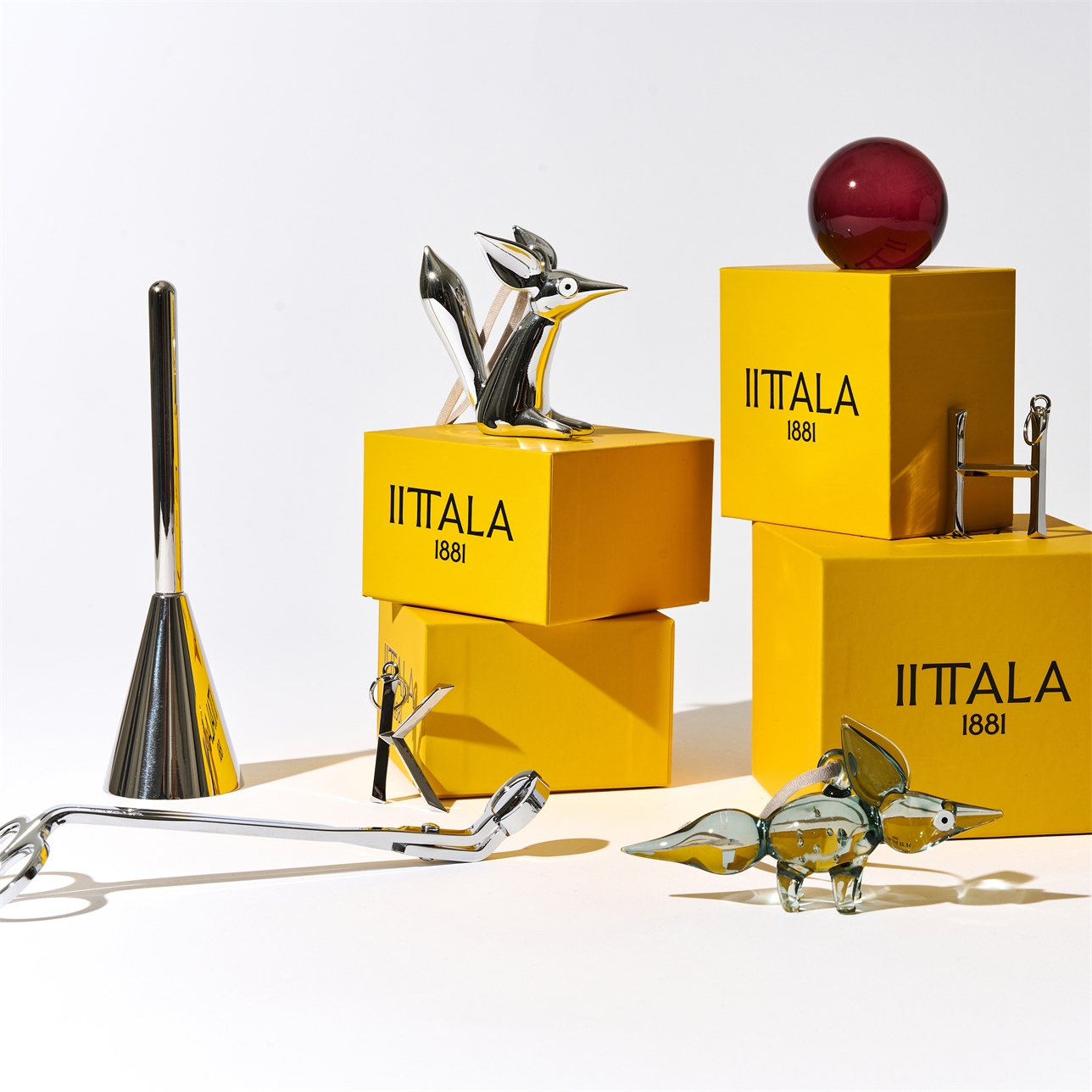 イッタラ ガラススフィア 5cm レッド