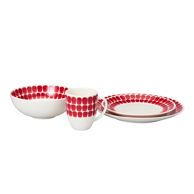 24h トゥオキオ レッド
